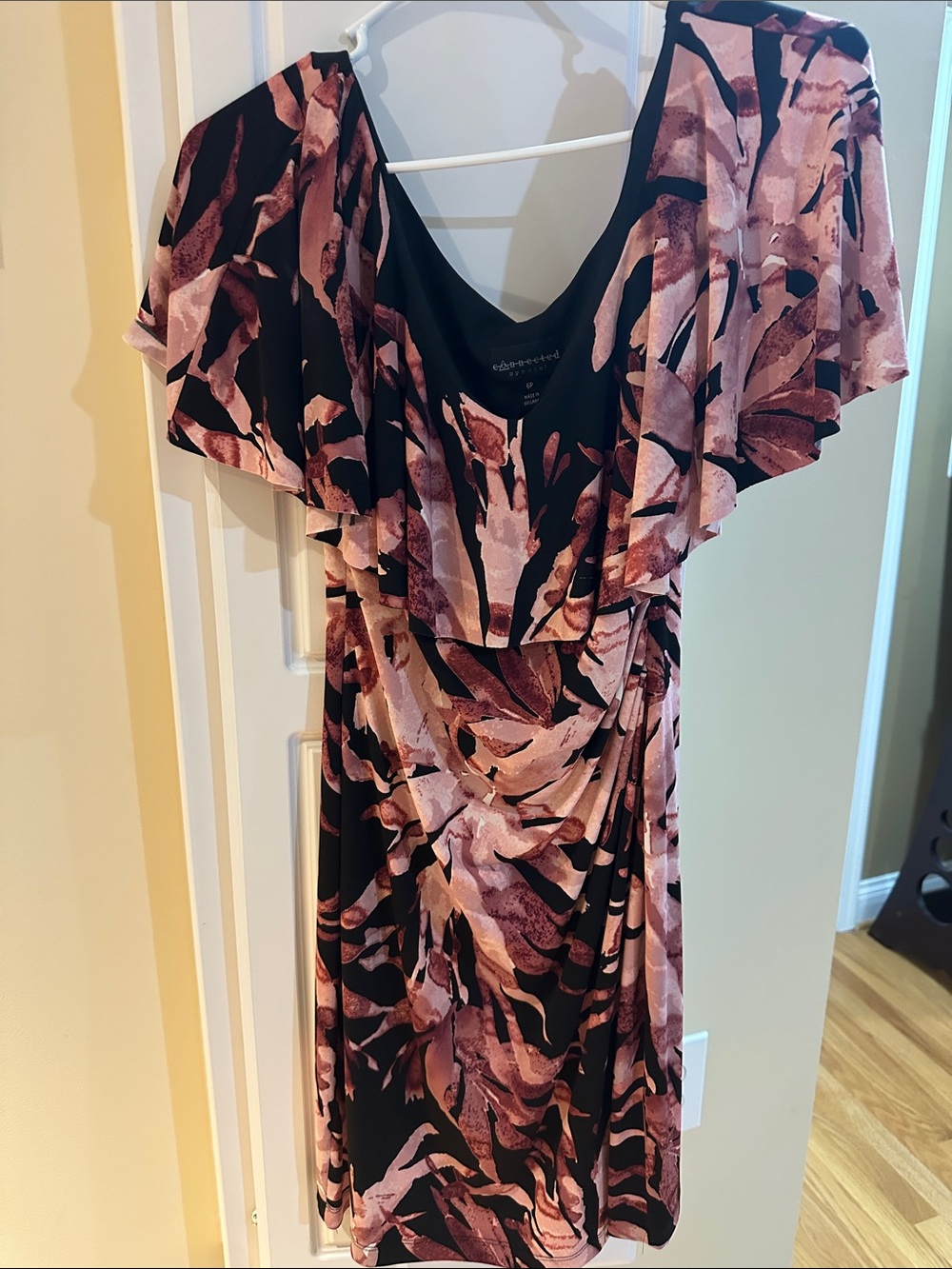 connected apparel Black and Blush Abstract-Print Flutter Sleeve Midi Dress
